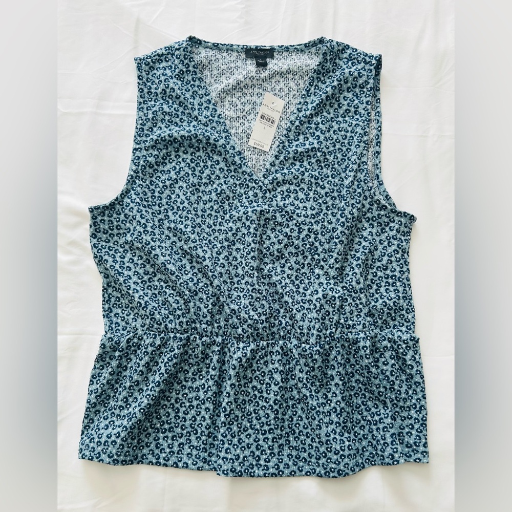 NWT Ann Taylor Factory Sleeveless Blouse - Size L